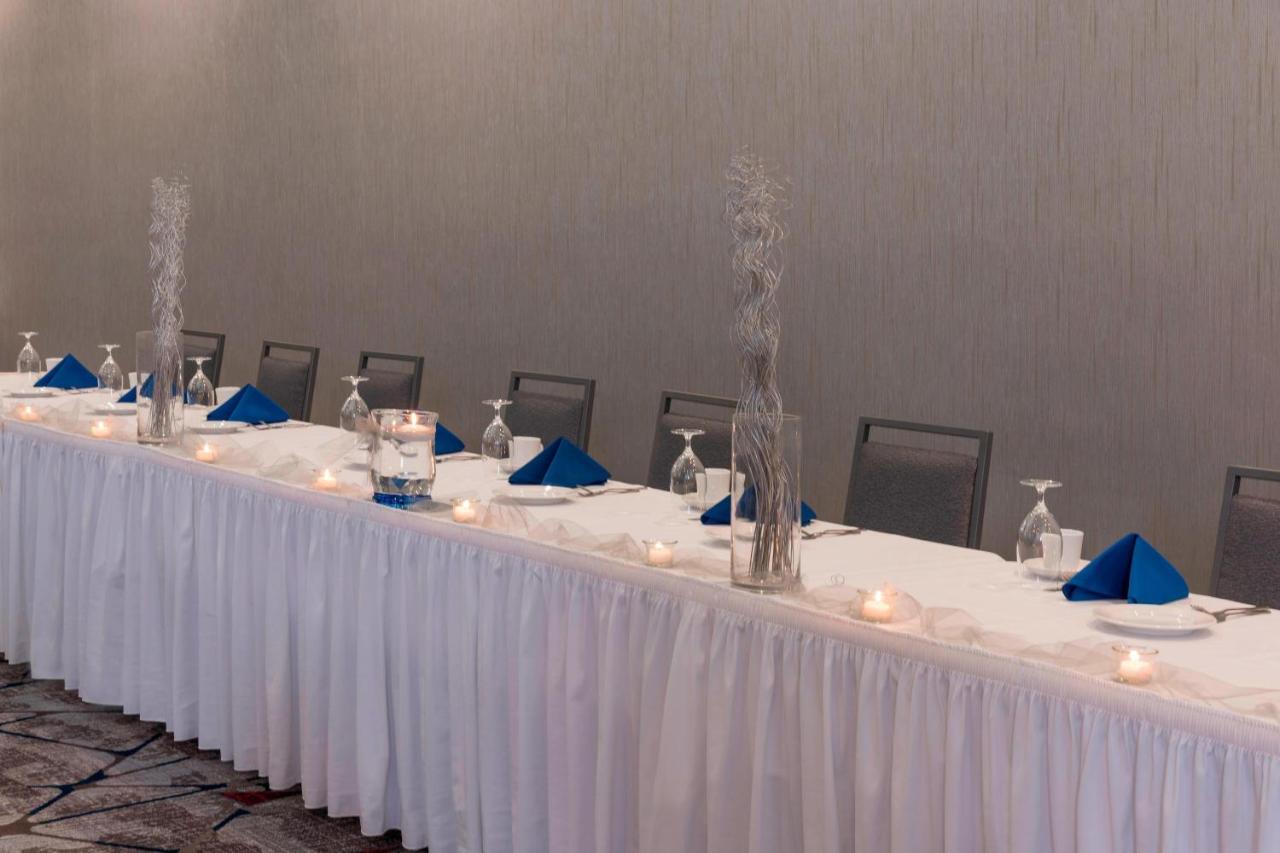 Sonesta Hotel Grand Rapids Airport Kentwood Extérieur photo