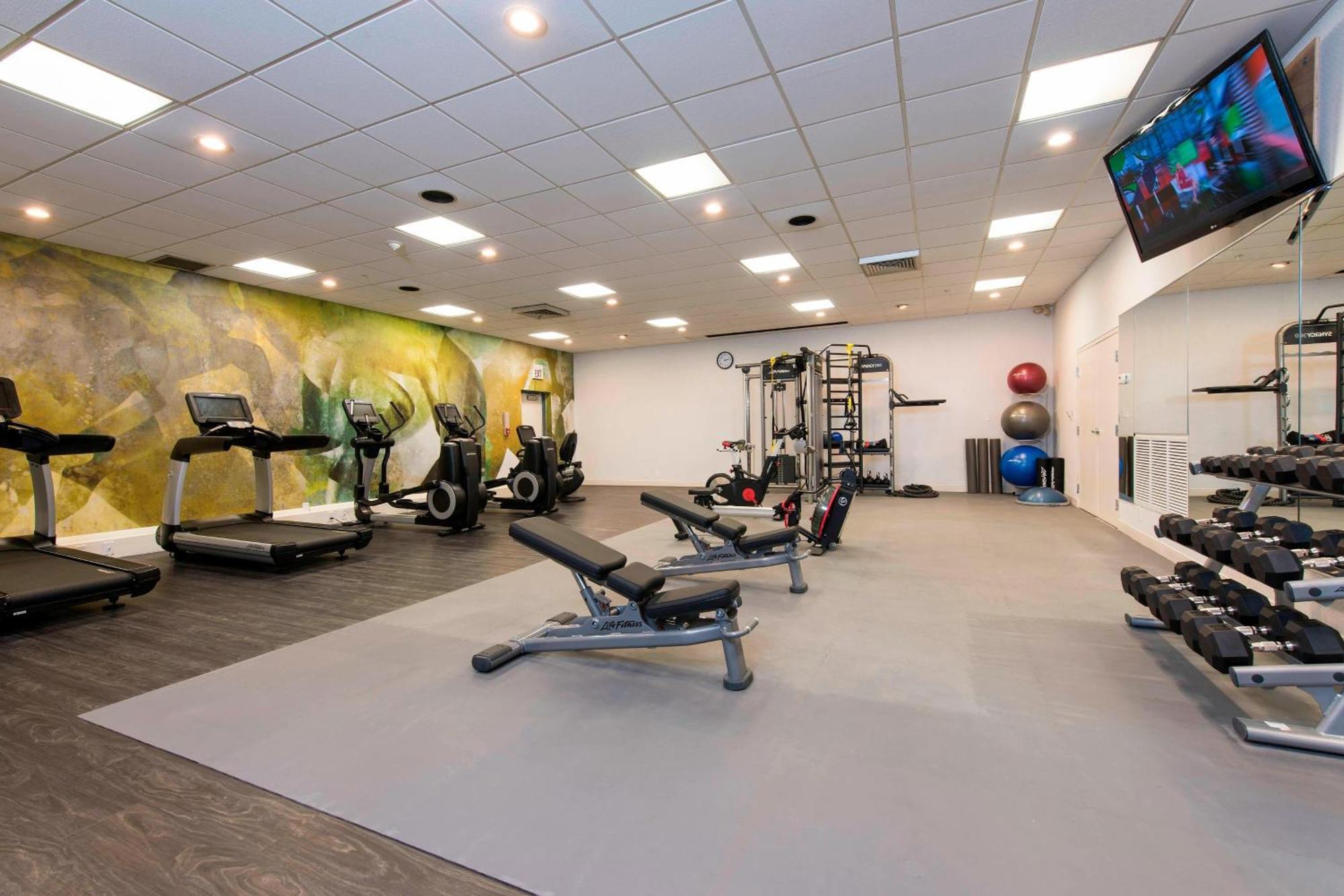 Sonesta Hotel Grand Rapids Airport Kentwood Extérieur photo