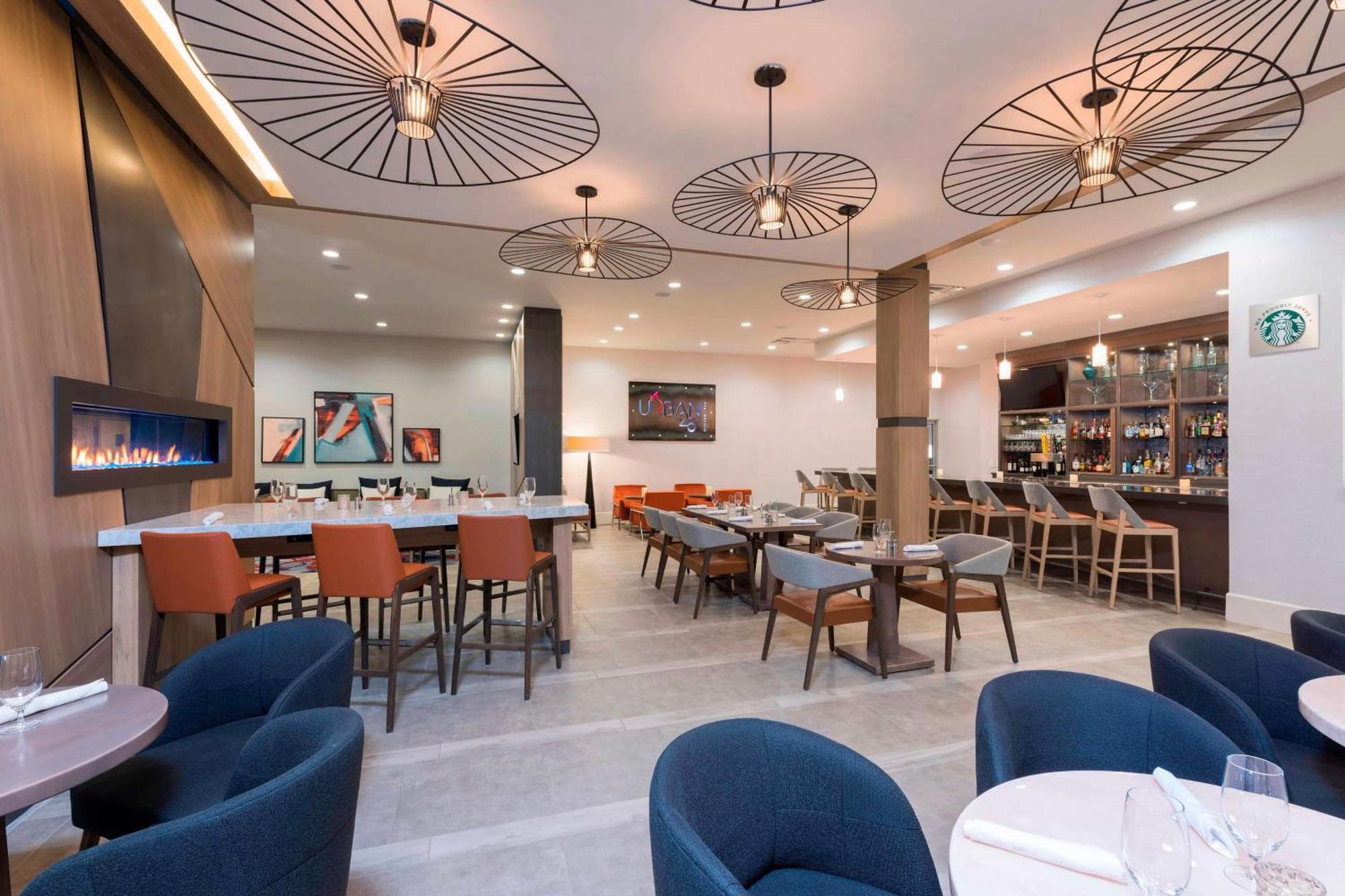 Sonesta Hotel Grand Rapids Airport Kentwood Extérieur photo