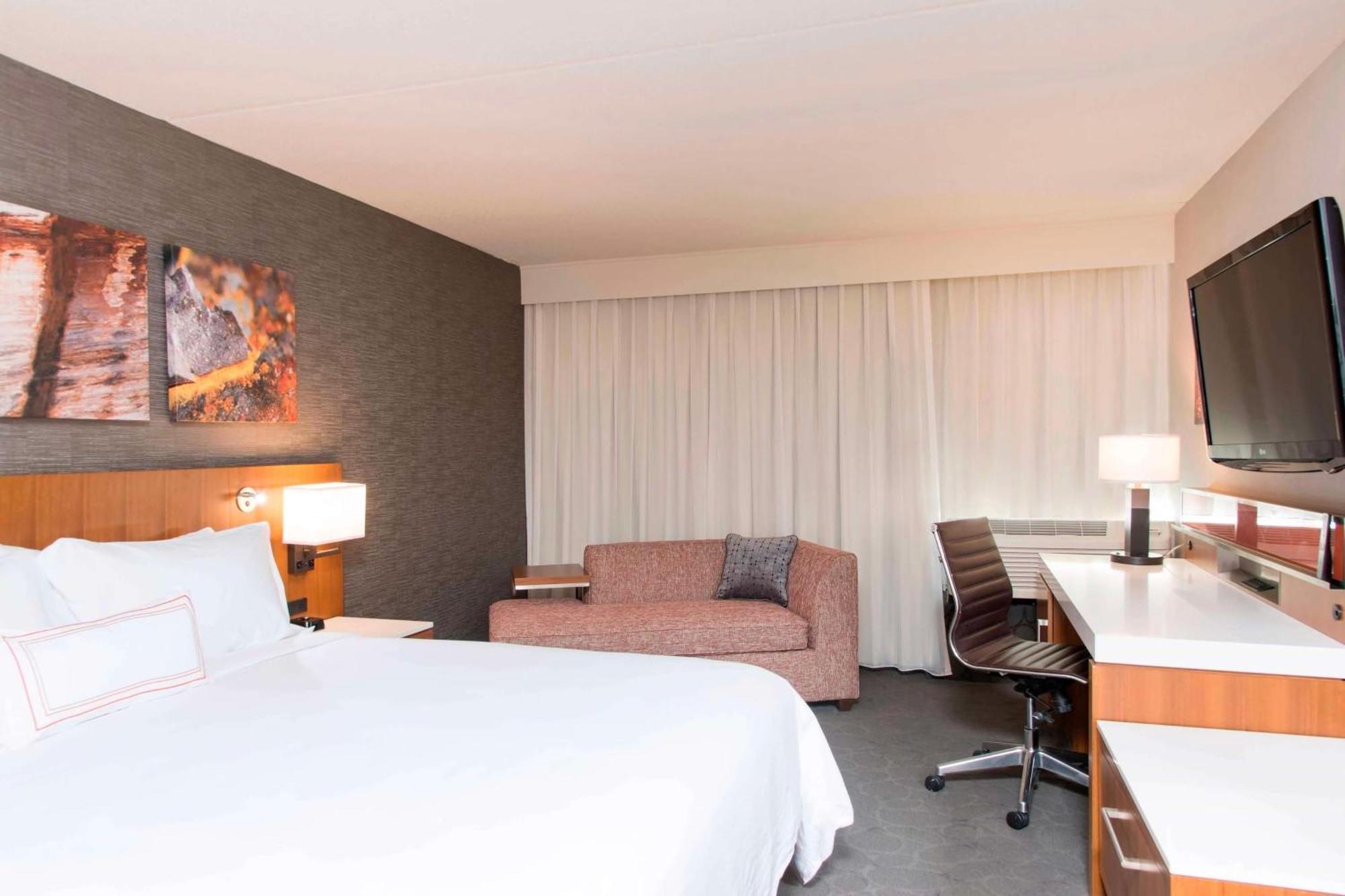 Sonesta Hotel Grand Rapids Airport Kentwood Extérieur photo