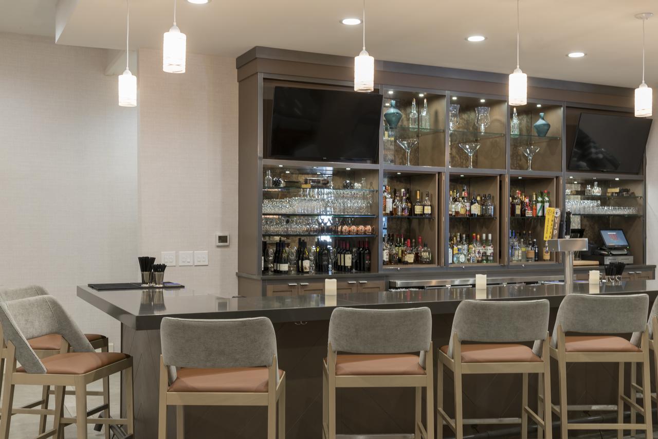 Sonesta Hotel Grand Rapids Airport Kentwood Extérieur photo