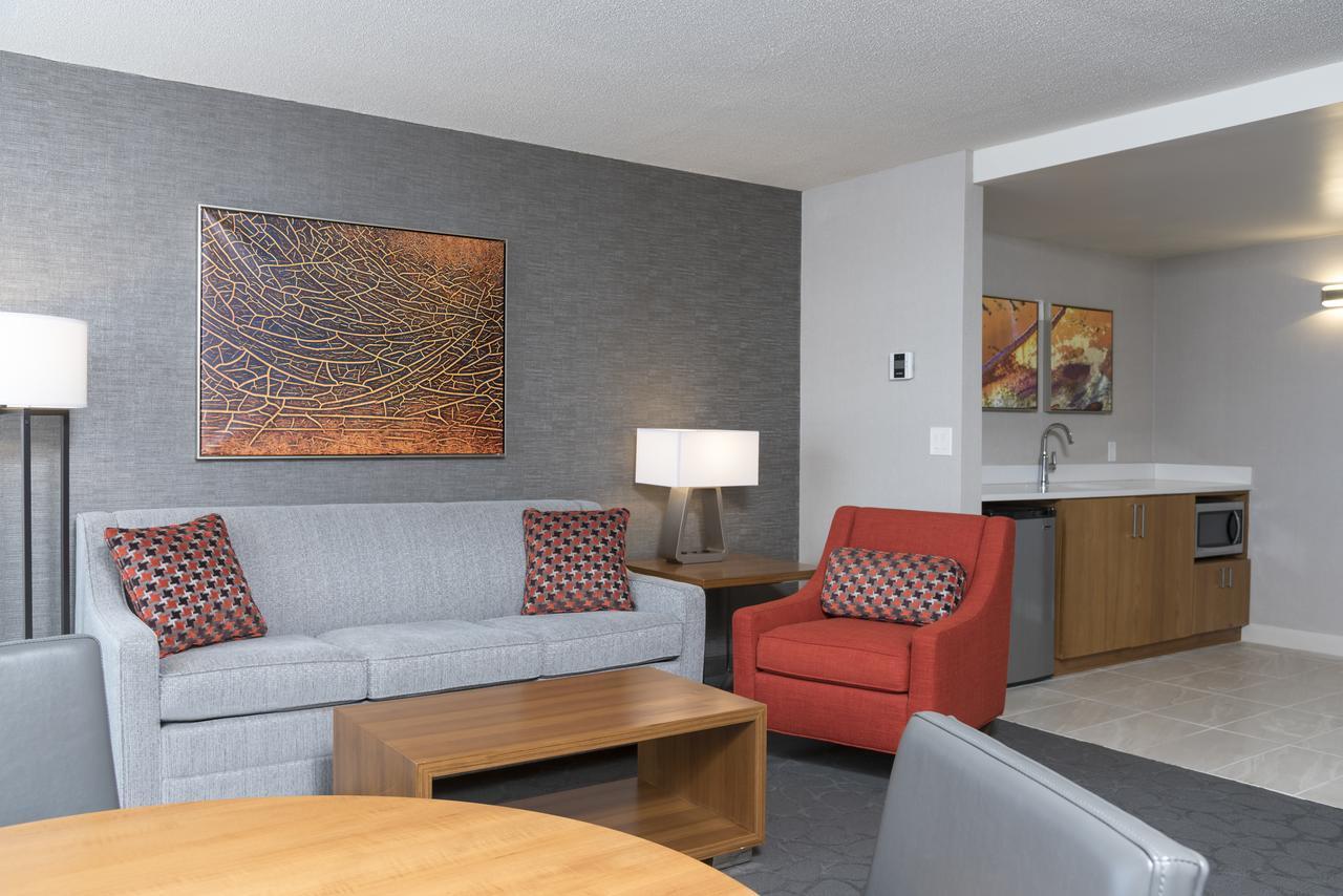 Sonesta Hotel Grand Rapids Airport Kentwood Extérieur photo